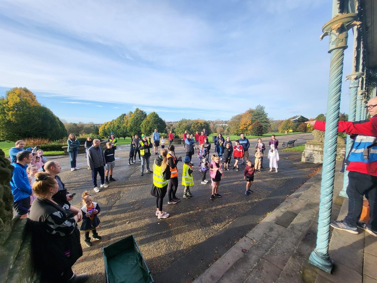 What a lovely, but spooky, day to be in Alexandra Park this morning for <a href="/juniorparkrunUK/">junior parkrun UK</a>! You can read event 167 report here: m.facebook.com/story.php?stor…