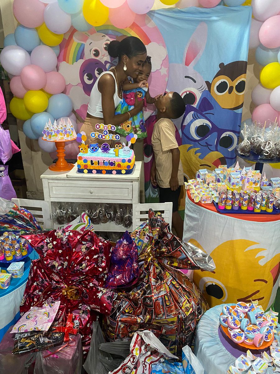 luhrabugenta02's tweet image. A palavra e gratidão, obg Deus por proporcionar esse momento maravilhoso e especial pra mim 🥹👩‍👧‍👦🙏🏾