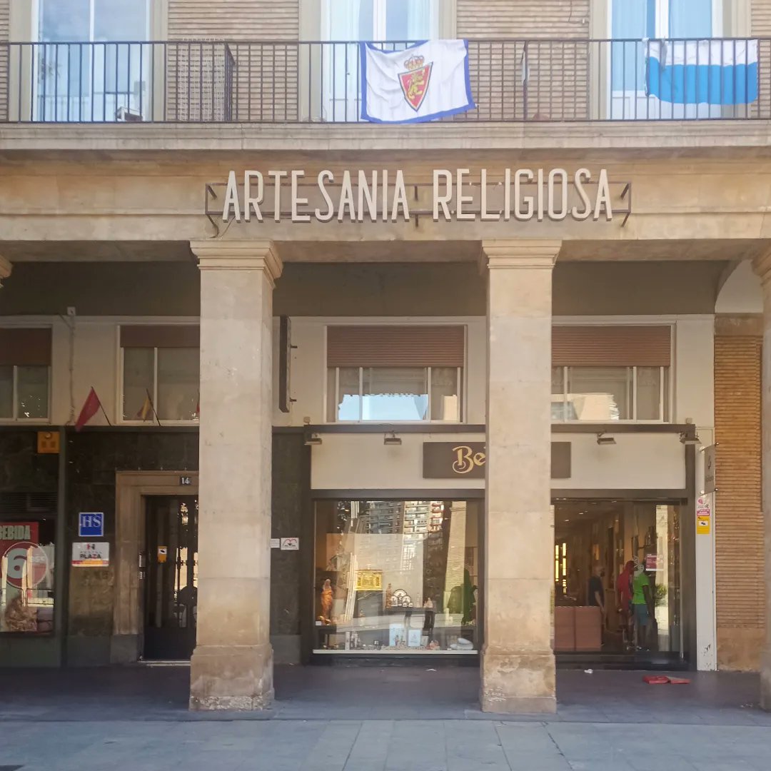 beagarcesm's tweet photo. #Zaragoza agosto 2023 
#TiposCallejeros
#letrero #sign #signage #streettype #tiposcallejeros #typesafari #PatrimonioGráfico https://t.co/SIvZNK4PeX