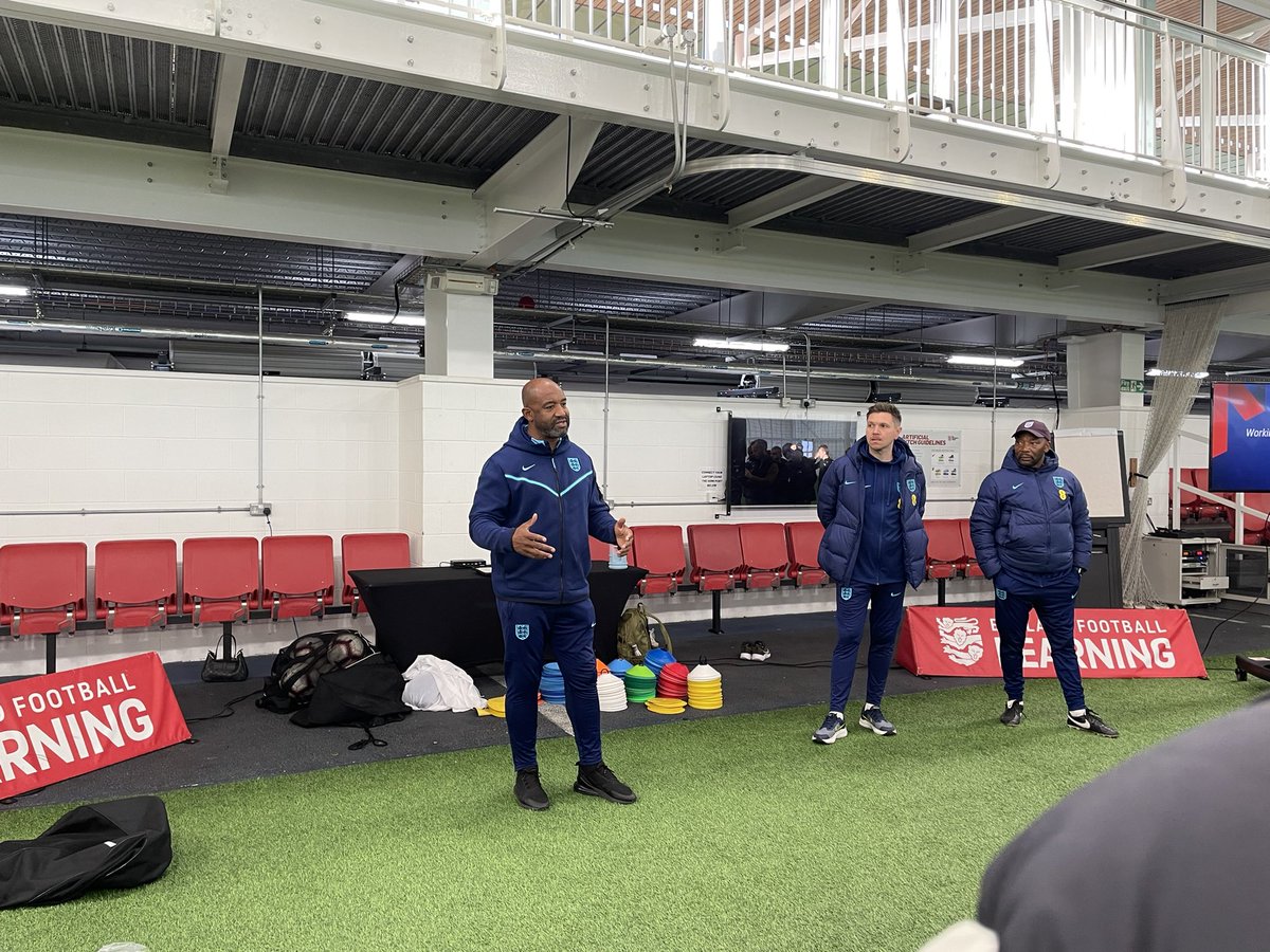 Good day at SGP celebrating #FABHM23 with <a href="/Nimesh_Chinna/">Nimesh Chinna</a>, <a href="/AmritSinghBain3/">Amrit Singh Bains</a>, <a href="/Cliffyboy007/">Cliff</a>, <a href="/DanyalHussain00/">Danyal Hussain</a> and many other inspiring coaches. Always good to spend time in such positive company