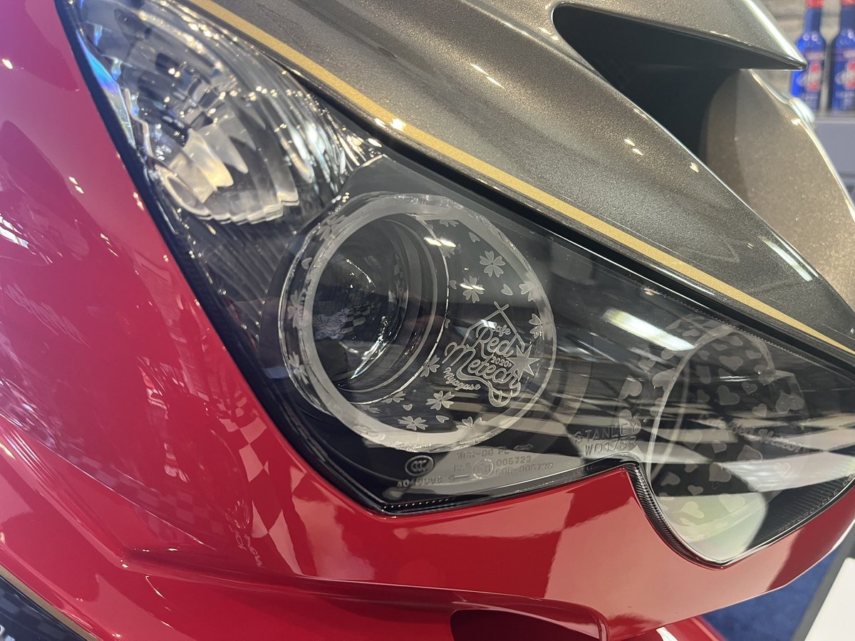B_LIFE118's tweet photo. Cafe Red meteor☕️のオーナー様の車両✨イエローの W175TRにヤママルトかな? イエローのサイドバッグが可愛いですね🙂
店内の14Rに付いてるクリスタルリングのデザインが お店のロゴ👍これまた可愛いかった✨
#CafeRedmeteor
#壱Cafe
#LALUMIERE
#Micrographic https://t.co/g8DpNbpUVW