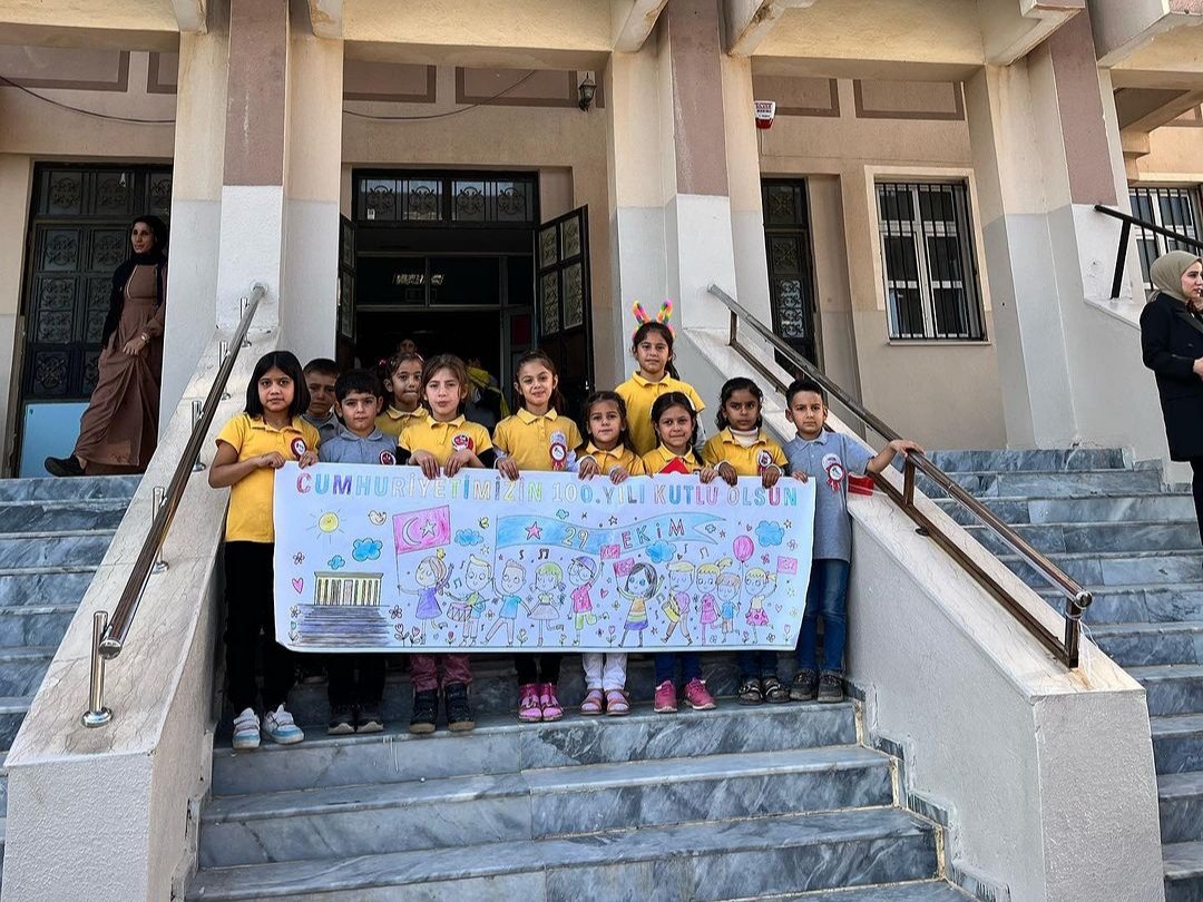 Cumhuriyetimizin 100. Yılı okulumuzda coşkuyla kutlandı🇹🇷 
<a href="/Hilvan_MEM/">Hilvan İlçe Milli Eğitim Müdürlüğü</a> @
<a href="/tcmeb/">Millî Eğitim Bakanlığı</a>