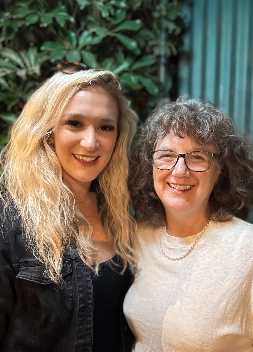 Claire Cooper tweet media