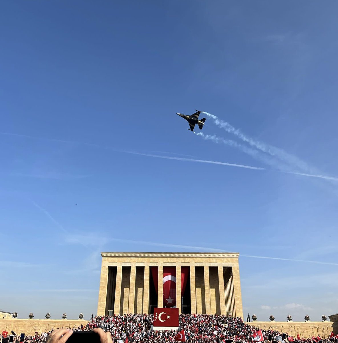 llimoncicegi_'s tweet photo. ❤️‍🔥🇹🇷 https://t.co/wUB29lJMqU