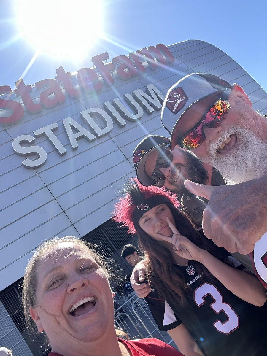 Pops first live Cardinals game! #BirdGang
