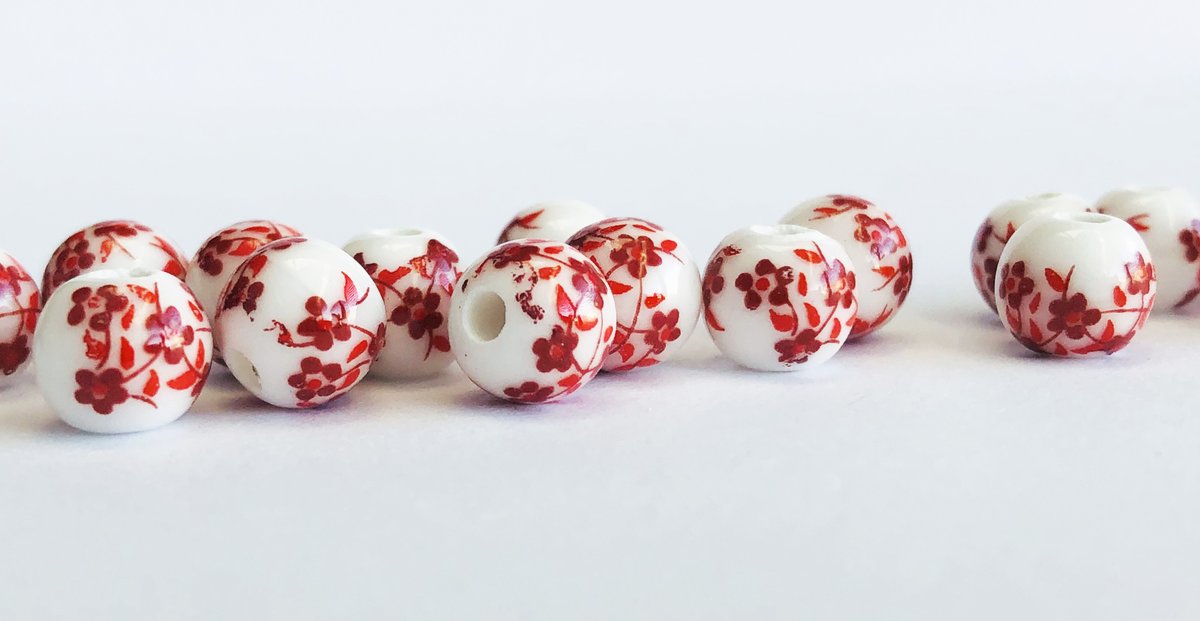 Brand New 7mm Round Oriental Red Flower Painted #Porcelain #Ceramic Beads.
10 beads for £3.50.
30 beads for £5.80.
Free UK shipping. We ship across Europe. 
#CamelliaBeadsUK
#UKCraftersHour #CraftHour #HandmadeHour #CraftBizParty
etsy.me/3sYlKDG
