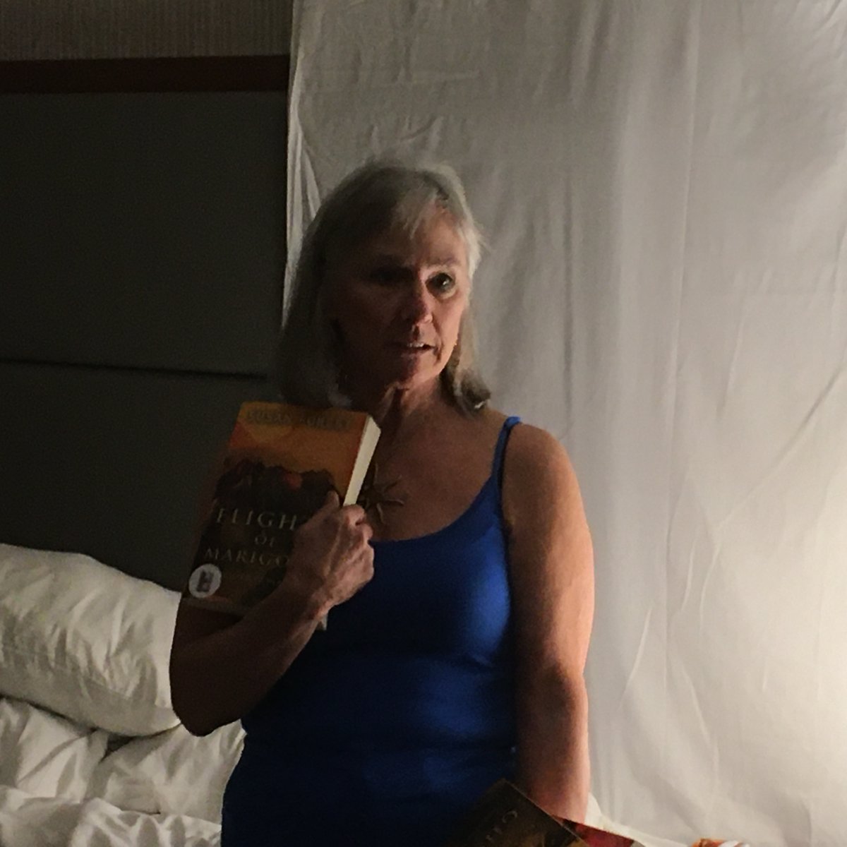 Here's a pic from the World Fantasy Convention launch of Gathering of Ghosts. I'm in front of a sheet because we were going to show the book trailer youtube.com/watch?v=u0jtlT…
