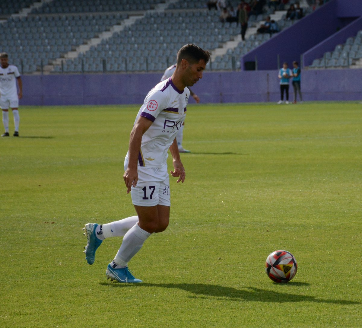 Real Jaén C.F. (@realjaencf) on Twitter photo 2️⃣0️⃣0️⃣ Partidos <a href="/javimoyano7/">Javi Moyano 1️⃣7️⃣</a>
Con el partido de hoy, uno de nuestros capitanes, entra en el selecto grupo de jugadores con 200 partidos oficiales con la camiseta del Real Jaén. 👏🏻
Enhorabuena Javi, suma y sigue. 💪🏻
#javimoyano | #200partidos 2️⃣0️⃣0️⃣ Partidos <a href="/javimoyano7/">Javi Moyano 1️⃣7️⃣</a>
Con el partido de hoy, uno de nuestros capitanes, entra en el selecto grupo de jugadores con 200 partidos oficiales con la camiseta del Real Jaén. 👏🏻
Enhorabuena Javi, suma y sigue. 💪🏻
#javimoyano | #200partidos