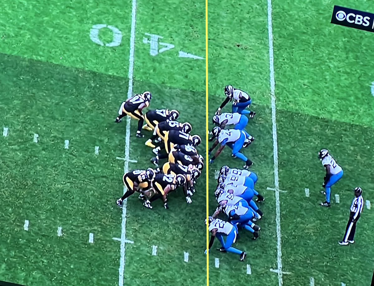 KevNRuss's tweet image. How is the flag for Steelers RG being in neutral zone, and not for Jacksonville Left End ?  #steelers #offside