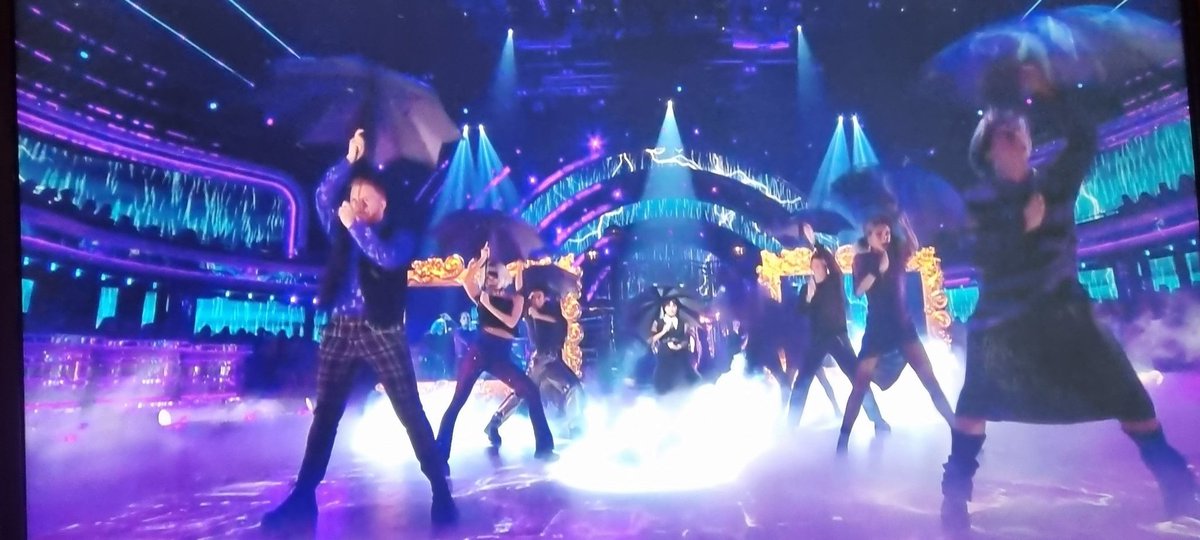 kag6maths's tweet image. Loving the @OGATrust brollies on the #SCD2023 #groupdance #StrictlyComeDancing tonight! @juliefslater @melmaths