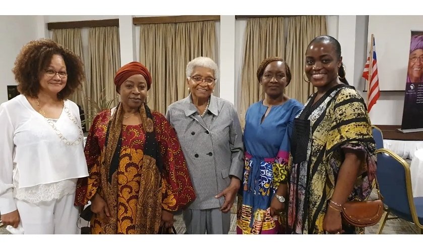As a proud Amujae leader, I am delighted to celebrate former President Madam Ellen Johnson Sirleaf, who turned 85 today. 

Thank you for your inspiring leadership and tireless advocacy for women in governance. Happy 85th birthday!

#Amujae #EllenJohnsonSirleaf #WomeninLeadership