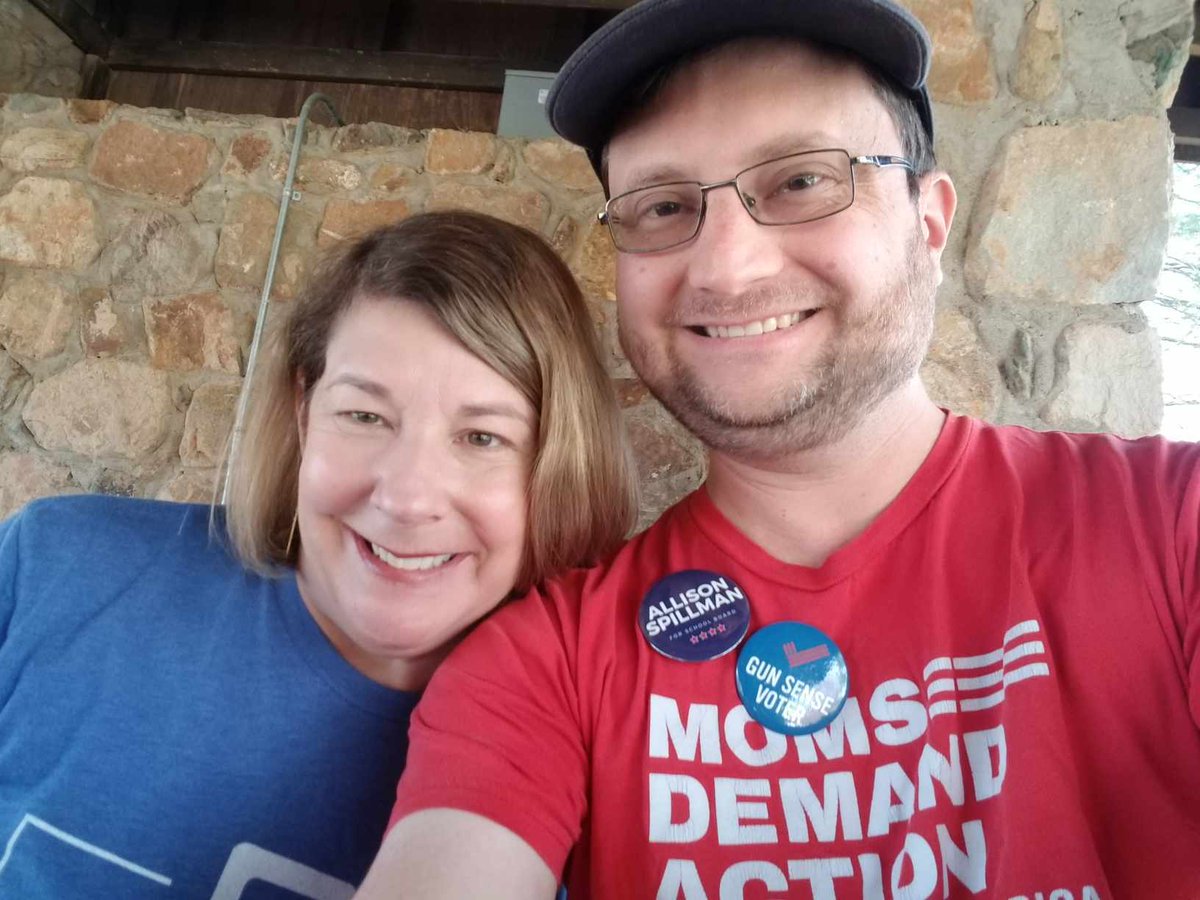 JustCallMeFoxy's tweet photo. We saw a bunch of our @MomsDemand #GunSense candidates at today's canvass launch, including Rebecca Berlin, @CreighDeeds, Allison Spillman &amp; @votemikepruitt! #MomsAreEverywhere #WatchUsWork https://t.co/VabjiQJRI2
