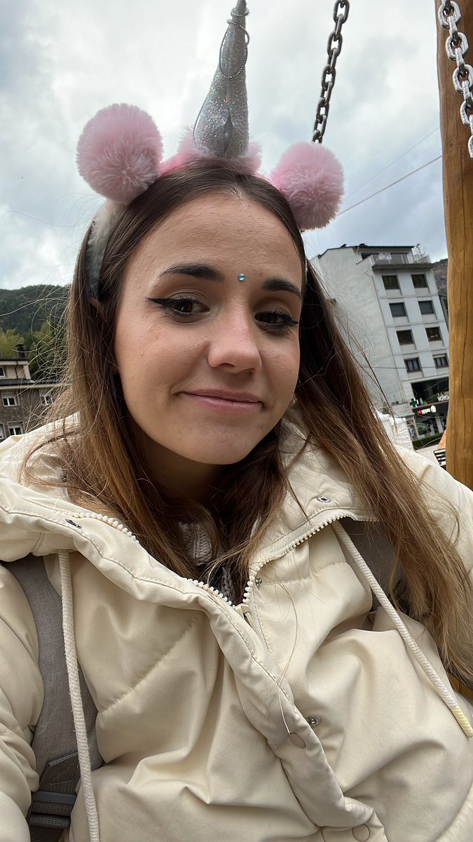 Tina Sánchez🎶 tweet media