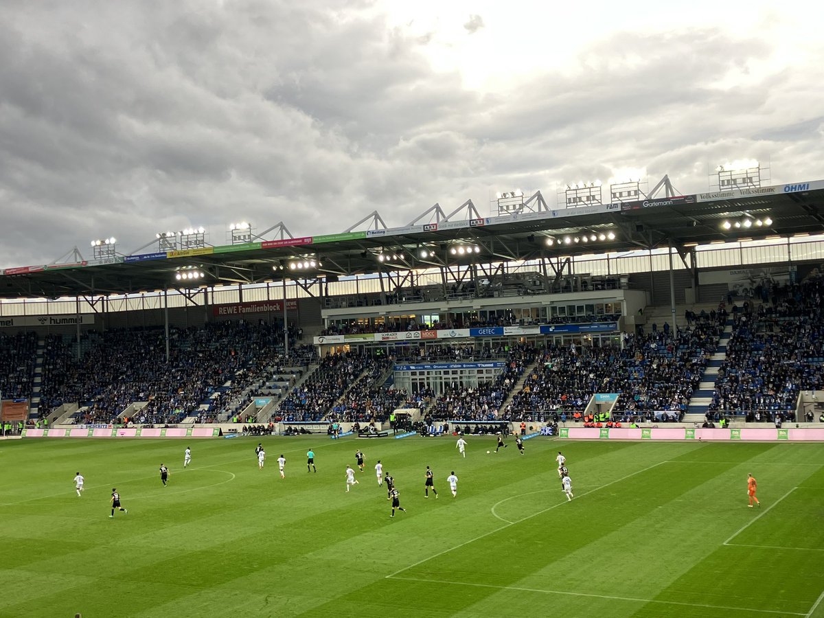 CoraLandshuter's tweet photo. Wer liebt, der glaubt 😅 #einmalimmer @SektionTWFCM @1_FCM1965 #fcmsve 💙🤍 https://t.co/Wwt31YXnnc