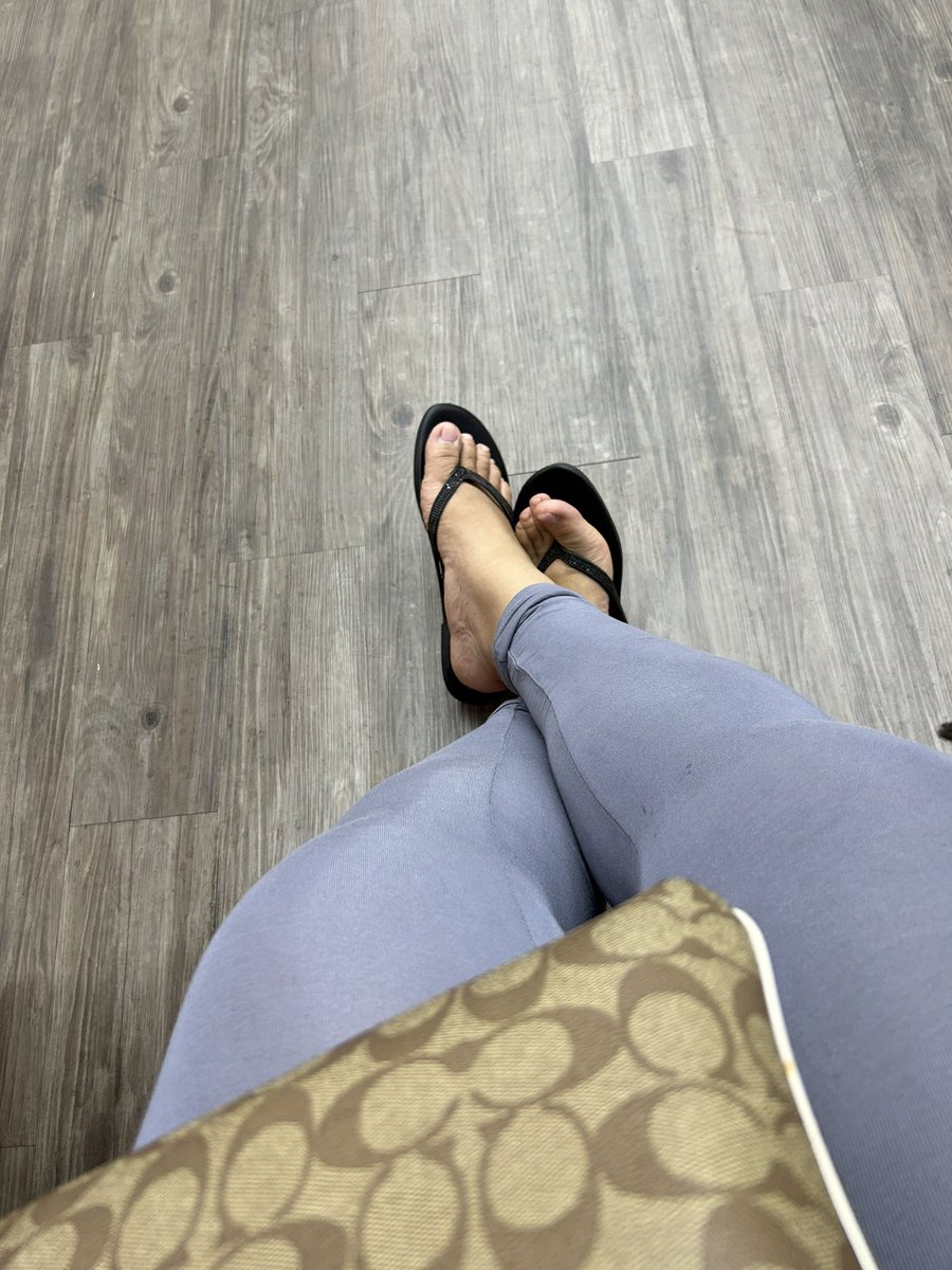 deepestlover_me's tweet image. Watching my nephew get his big boy hair cut!! #shadowfade