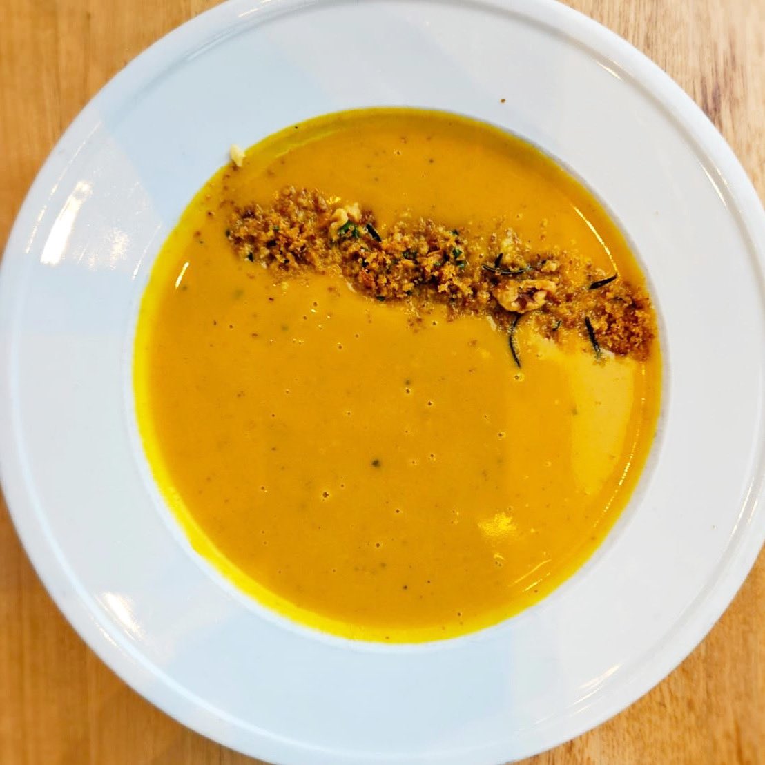 Jarrahdale Pumpkin Soup with chicken stock, cream, rosemary, onion, garlic and crispy walnut topping. Available for a limited time at Pastaria 🍁