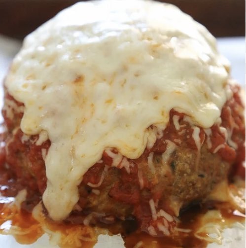 USATRUMPMAN1's tweet image. I ordered two of these for lunch I didn't know they were bigger than a baseball. The middle was stuffed with spinach and cheese.