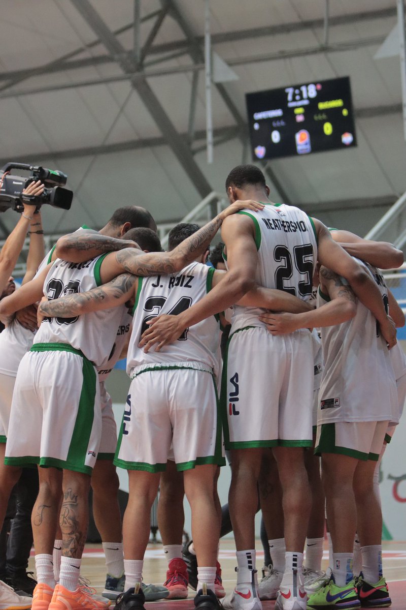 "𝑵𝒊𝒏𝒈𝒖𝒏𝒐 𝒅𝒆 𝒏𝒐𝒔𝒐𝒕𝒓𝒐𝒔 𝒆𝒔 𝒕𝒂𝒏 𝒃𝒖𝒆𝒏𝒐, 𝒄𝒐𝒎𝒐 𝒕𝒐𝒅𝒐𝒔 𝒏𝒐𝒔𝒐𝒕𝒓𝒐𝒔 𝒋𝒖𝒏𝒕𝒐𝒔" - 𝑹𝒂𝒚 𝑲𝒓𝒐𝒄 

¡LET’S GO TEAM! 🔥🏀☕️