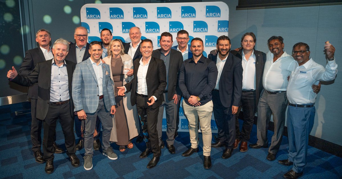 ARCIAorg's tweet image. 🏆 Congratulations to the 2023 Industry Innovation Award winner, @SimocoWS! 🎉
Simoco&apos;s VR-950, a multi-bearer router and onboard computer, redefines mission-critical communications. 
See all winners here: arcia.org.au/2023-arcia-ind… 
#CelebrateSuccess #MissionCritical #Simoco