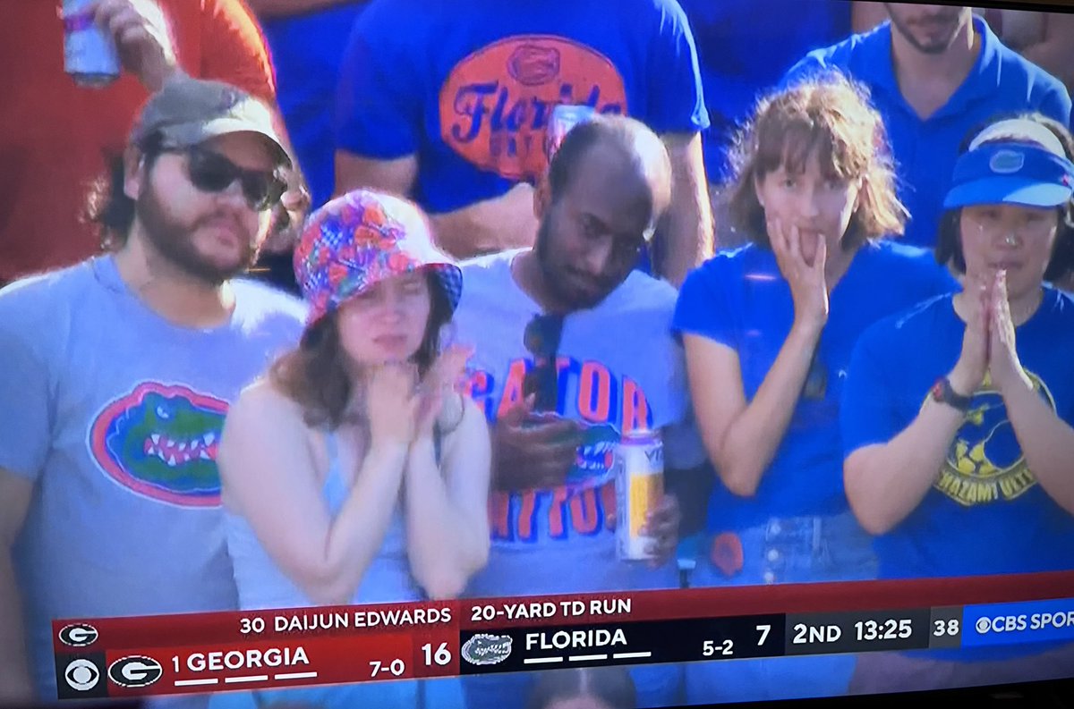 BassinDawg's tweet photo. #Dawgs Had to be a sad ride back to the Swamp for these #Gators after #SunbeltBilly made his 4th &amp; Inches call. 
💯🐶🏆🏆 #GoDawgs #DawgsOnTop https://t.co/2c28UnwFKn