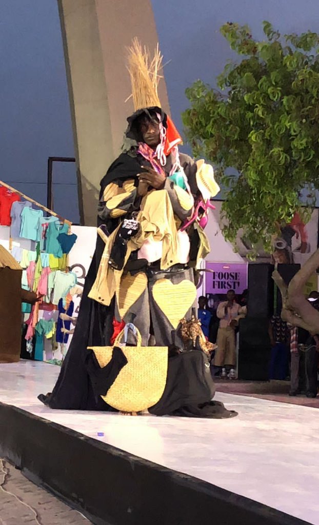 KobbyKyei_'s tweet photo. The #ObroniWawuOctober 2023 festival which has been transformed into a fashion hub with runways, exhibition stands, and pop-up shops is currently taking place at Rawlings Park in Accra.
#ObroniWawuOctober #GhanaFashion #KantaTalentShow #RunawayShow #RawlingsPark #OWODripContest https://t.co/dr5ToBqa1o