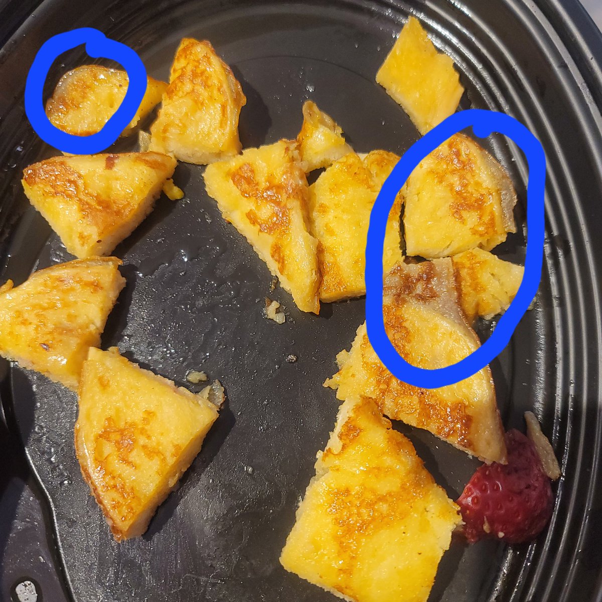 ExhaustedMommy's tweet photo. @CrackerBarrel Thank you for giving me food poisoning at your McDonough, GA location. Not only did my food arrive cold, but pieces of my French Toast were gray! 🤢 We will never be eating there again. https://t.co/zDV41NL7XM