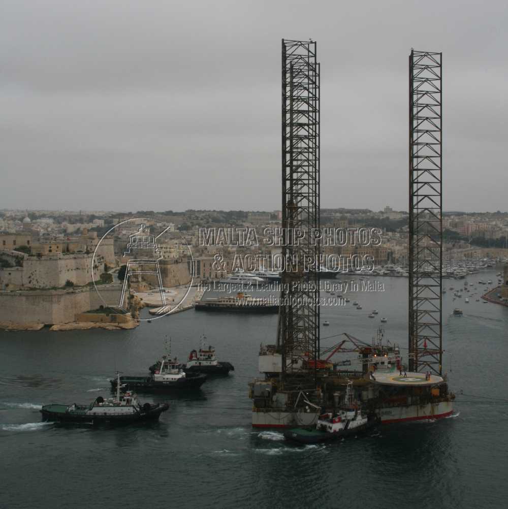 Shipguru's tweet photo. #Swedishbuilt #jackuprig #DELTA_QUEEN #entering #grandharbourmalta - 03.11.2008 - https://t.co/nfgboxc3g3 - NO PHOTOS can be used or manipulated without our permission https://t.co/IrVav7sJNz