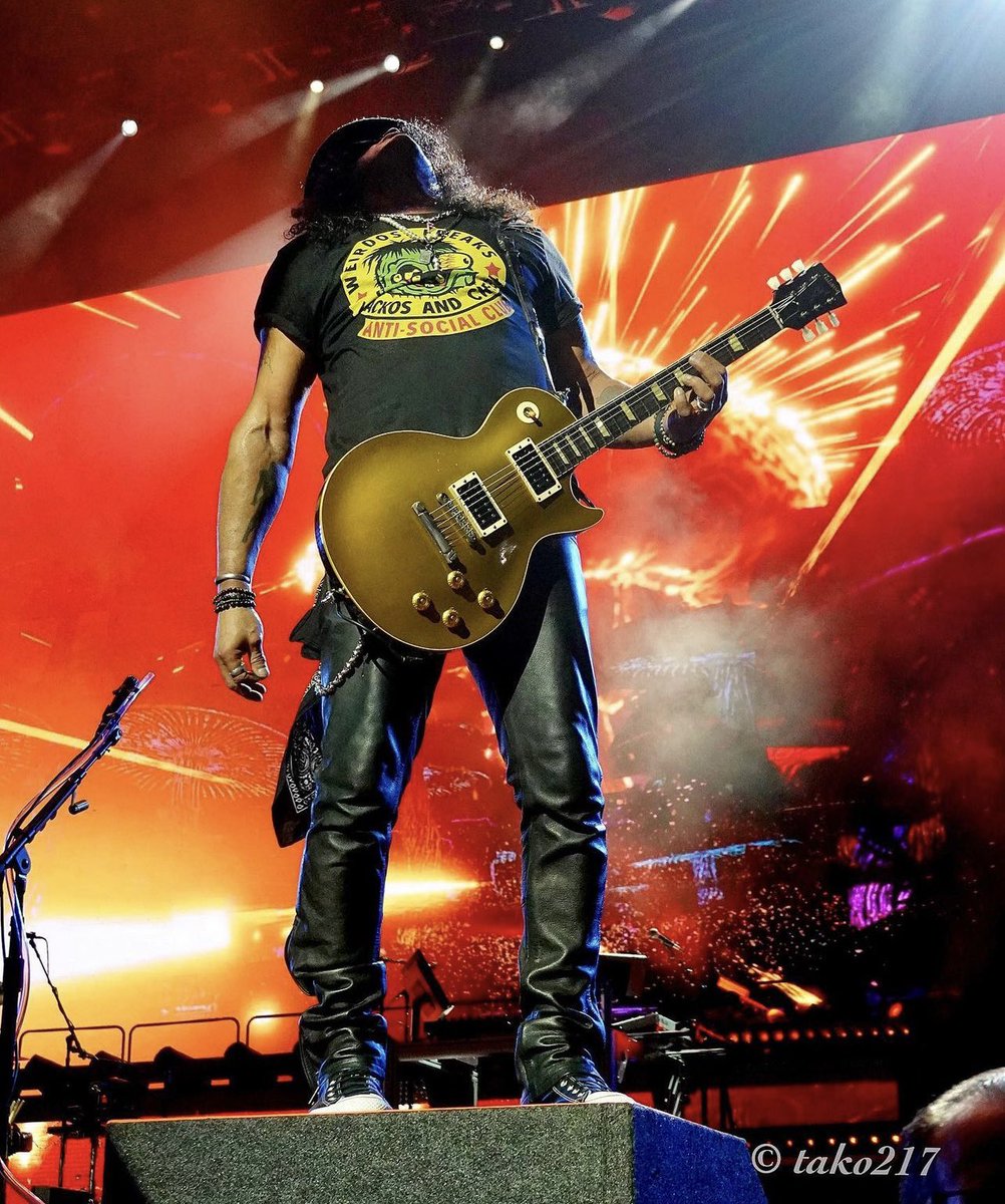 Amazing photo ❤️

📸: <a href="/tako217/">tako217</a> 

#Slash #GunsNRoses <a href="/Slash/">Slash</a>