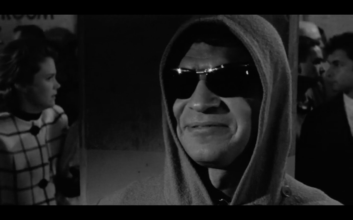 NoirAlleyAtNoon's tweet photo. Sporting the unibomber look before it was in vogue.
#DarknessAtNoon #ExperimentInTerror #NoirAlley https://t.co/daMP4uLT0p