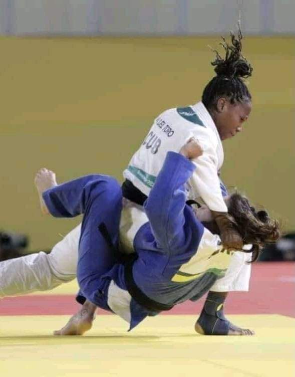 Felicidades a Maylin del Toro, campeona panamericana en los 63 kg del Judo femenino en #Santiago2023 una más para #Cuba🇨🇺. #MasRetosMasCompromiso <a href="/RenGallego3/">René Gallego</a> <a href="/JLBrocheLorenzo/">Jorge Luis Broche Lorenzo</a>