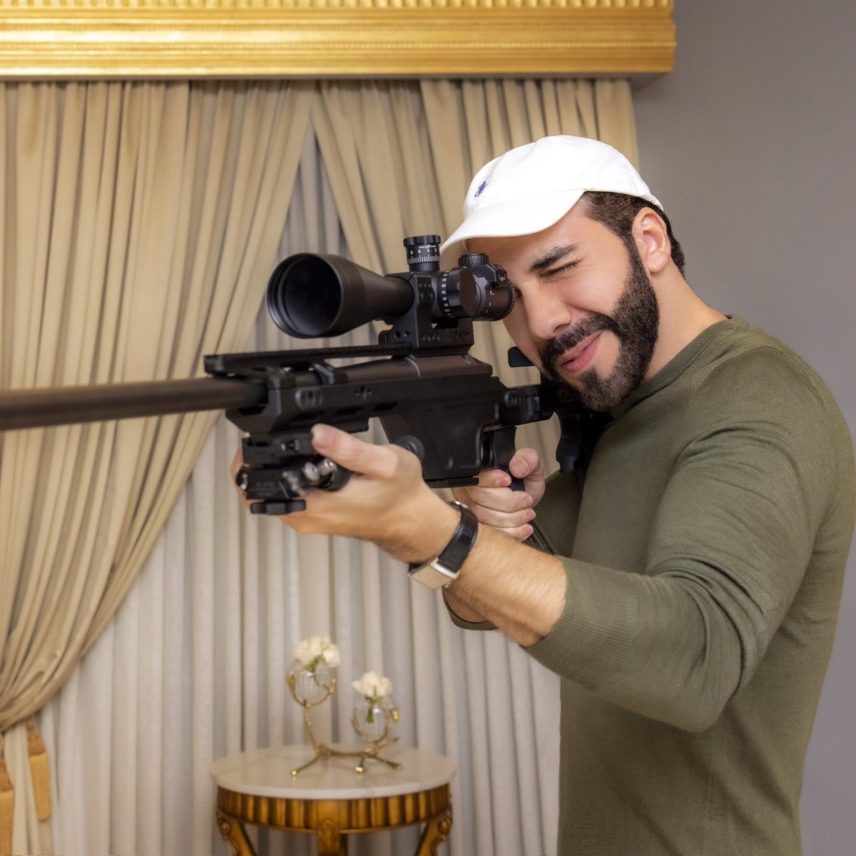 nayibbukeke's tweet photo. @POTUS Non-violence is overrated. In my #government in #ElSalvador we created a police state and use weapons effectively so that everybody else just let's us govern without obstacles. It's very effective for my presidency. Follow me at @nayibbukeke for more tips. https://t.co/FBQunnpQME