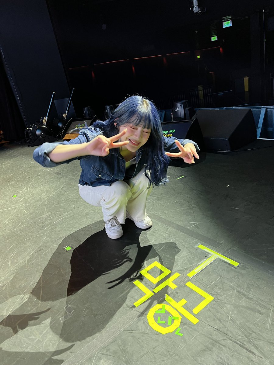STAYC_talk's tweet photo. 🦊💬
 LA🫶❤️ See u soon🤩

#STAYC #스테이씨 #Seeun #세은 https://t.co/tDEJqij5Ry