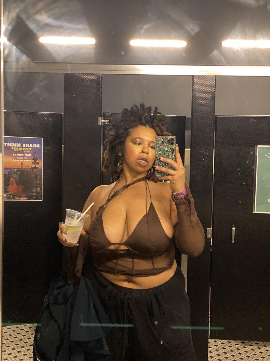 pussy pioneer tweet media