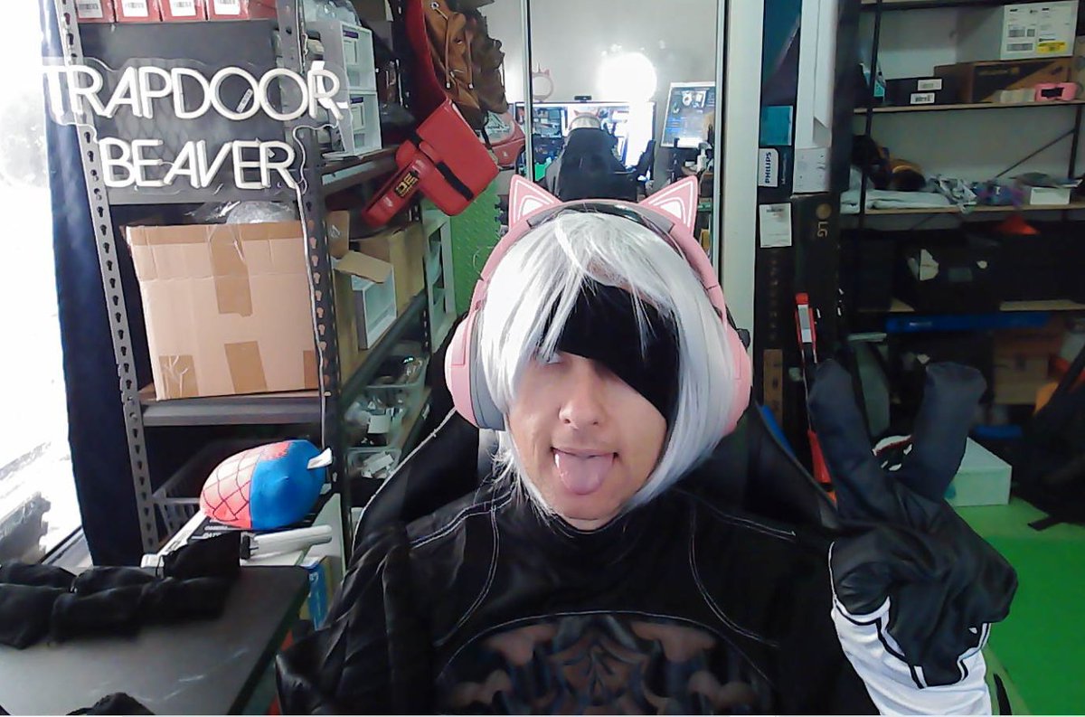 trapdoorbeaver's tweet photo. cosplay stream lets goooooo https://t.co/D9ROqjlrjY