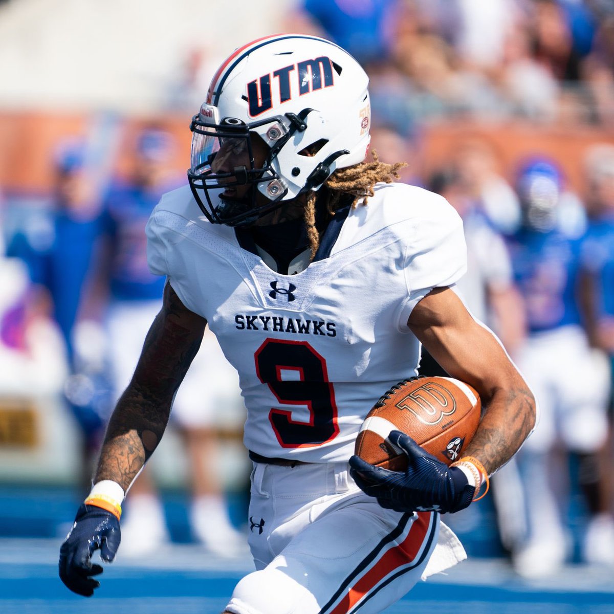 yunngg_j's tweet photo. Thank you GOD! I am blessed to say I have received an offer from UT Martin! @coachmpetrino @RCCTigerFB @GenoRamsey @CoachLafaele 
@CoachPaychek https://t.co/aa7Bk166g4