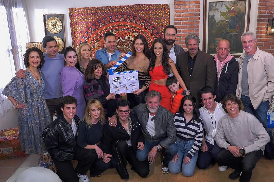 SG_FanAccount's tweet photo. Claquetazo de #tuvidaesmivida 🎬 https://t.co/KR0PQfjUl4