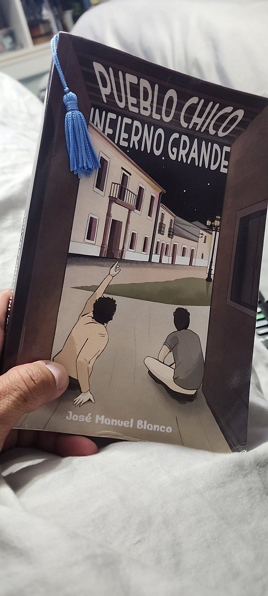 100% recomendado... Pueblo chico infierno grande, escrito por @josemblanco #PuebloChicoLibro 
@josemblanco