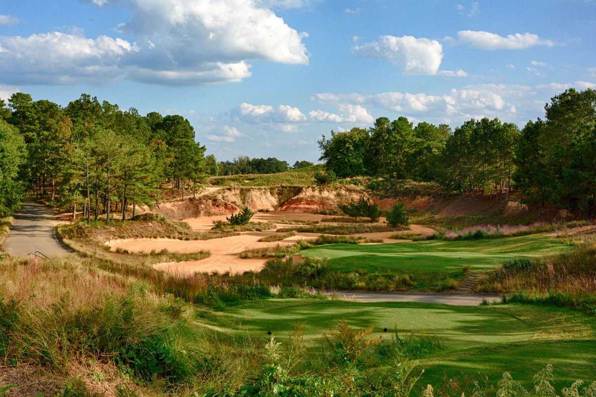 BTertin's tweet photo. @GolfTravelerJoe Mike Strantz. In a game where perfection is unattainable, he made imperfect art with the earth available to him. https://t.co/weojtgxB3A