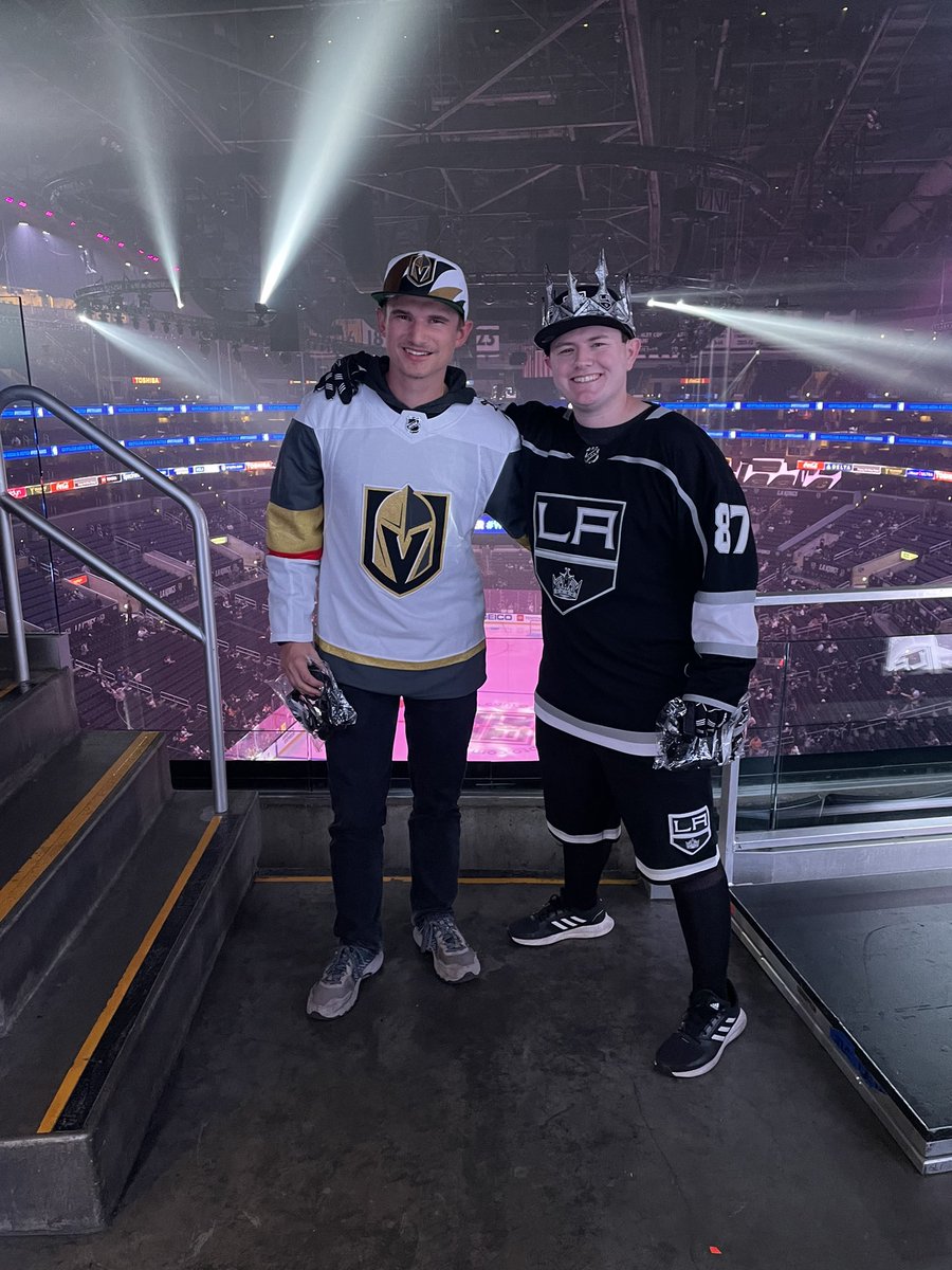 VGKGoldenFlash's tweet photo. Thank you @BuiltForLA for having me out to see the Knights roll again! Until next time my friend.

P.S. You Medieval Maniacs SHOWED OUT yesterday!! Much love to all of our #VegasBorn crew out there.

Go Knights Go! https://t.co/YnHnmTbaQL