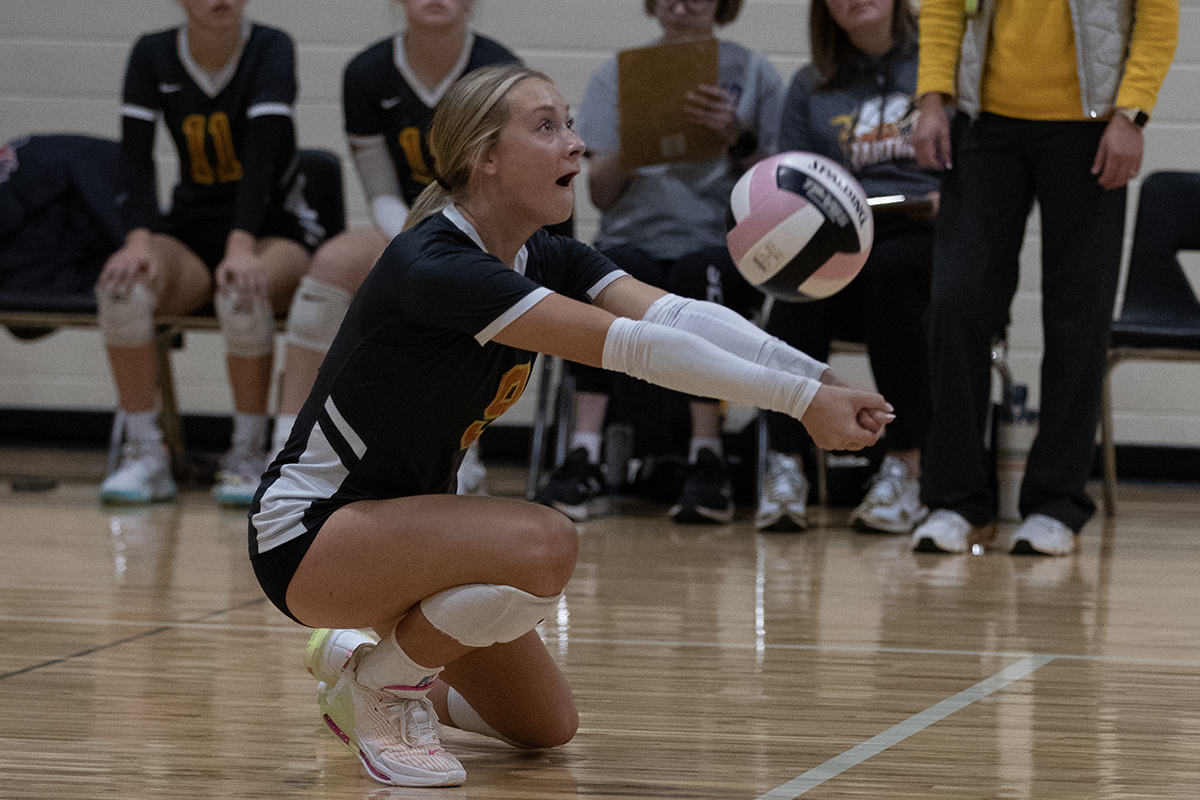 Jeff Benson (@jeffbensoniowa) on Twitter photo SPORTS RECALL: Raptors <a href="/RVRaptors/">Ridge View Raptors</a> open with regional quarterfinal win <a href="/_rowanjensen/">rowan jensen</a> #iahsvb jtbnwia247.com/raptors-open-w… SPORTS RECALL: Raptors <a href="/RVRaptors/">Ridge View Raptors</a> open with regional quarterfinal win <a href="/_rowanjensen/">rowan jensen</a> #iahsvb jtbnwia247.com/raptors-open-w…