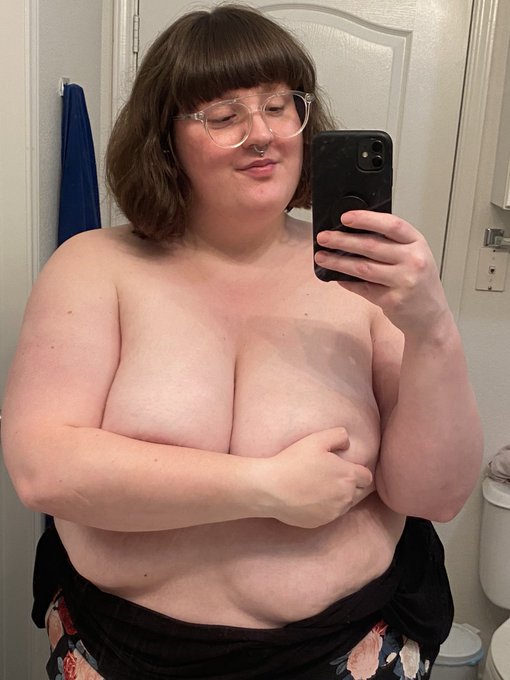 Show me you care 🥰 https://t.co/vAUBqRa8Pn