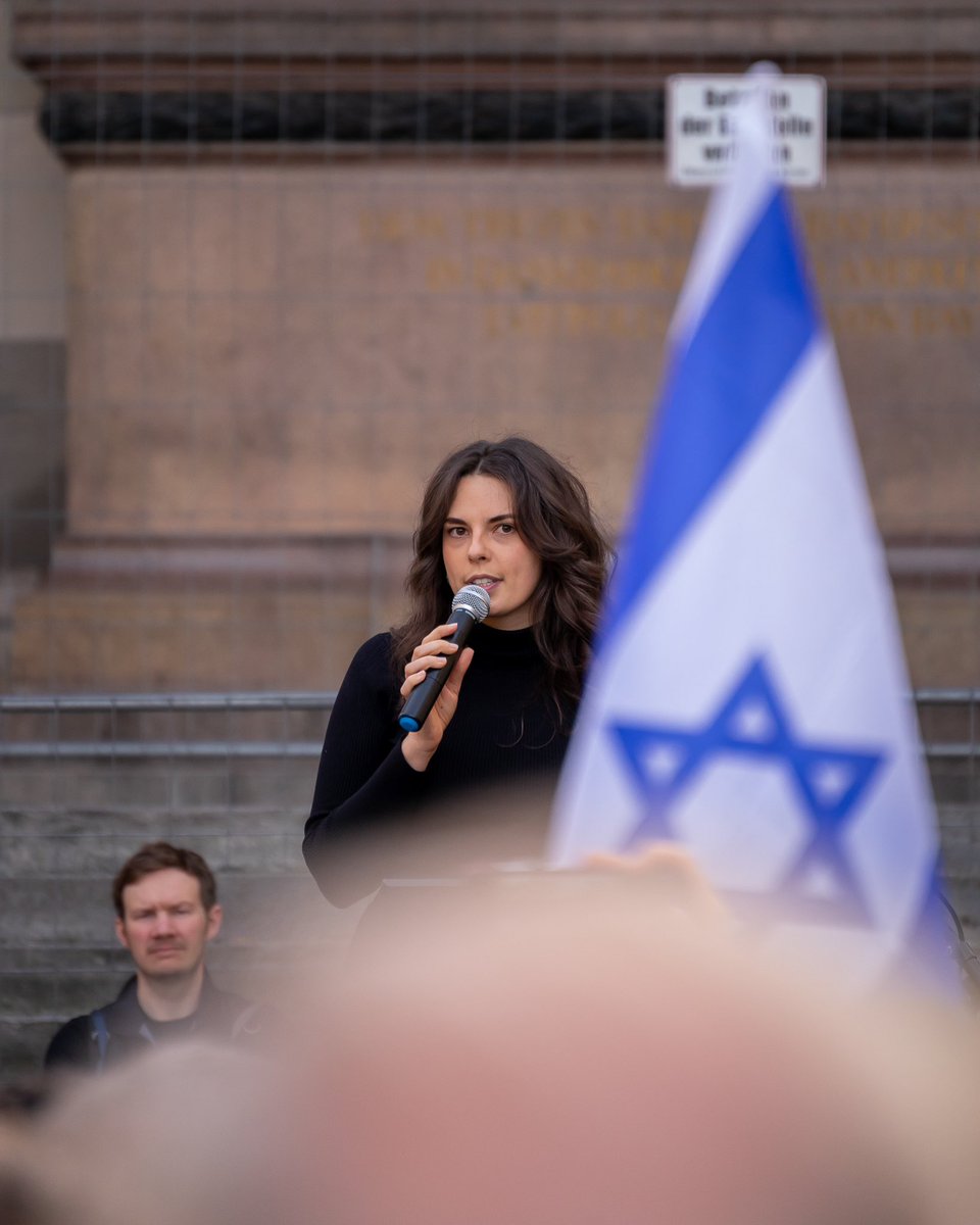 sophie.griesbacher tweet media