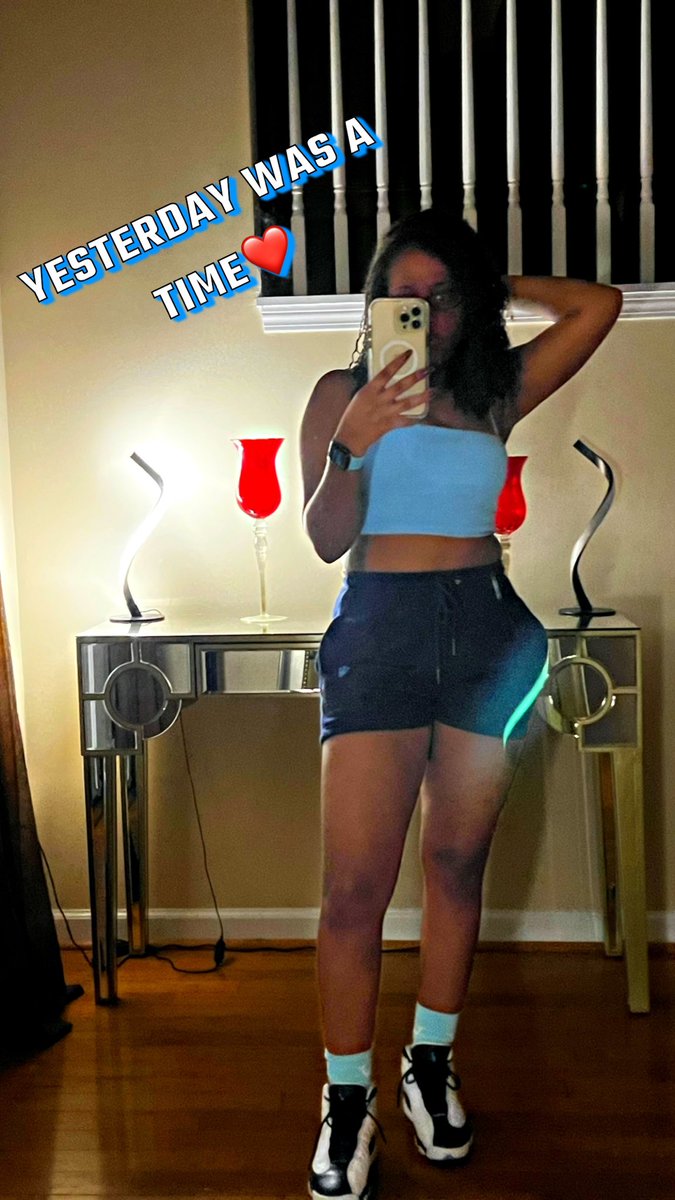 th3nicoletaylor's tweet photo. Bc Magic City Classic was a mf vibe this year😩💙 #MCC23 #MCC2023 #smalllocs #girlswithlocs #tinylocs #microlocs #locjourney #birminghamal #alabama https://t.co/I4La8qDD3W