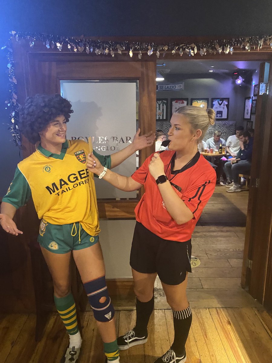 TonyBoyle13's tweet photo. Never got a yellow card in my career unlike someone today!🤷🏽‍♂️ https://t.co/KURAHZ5bah