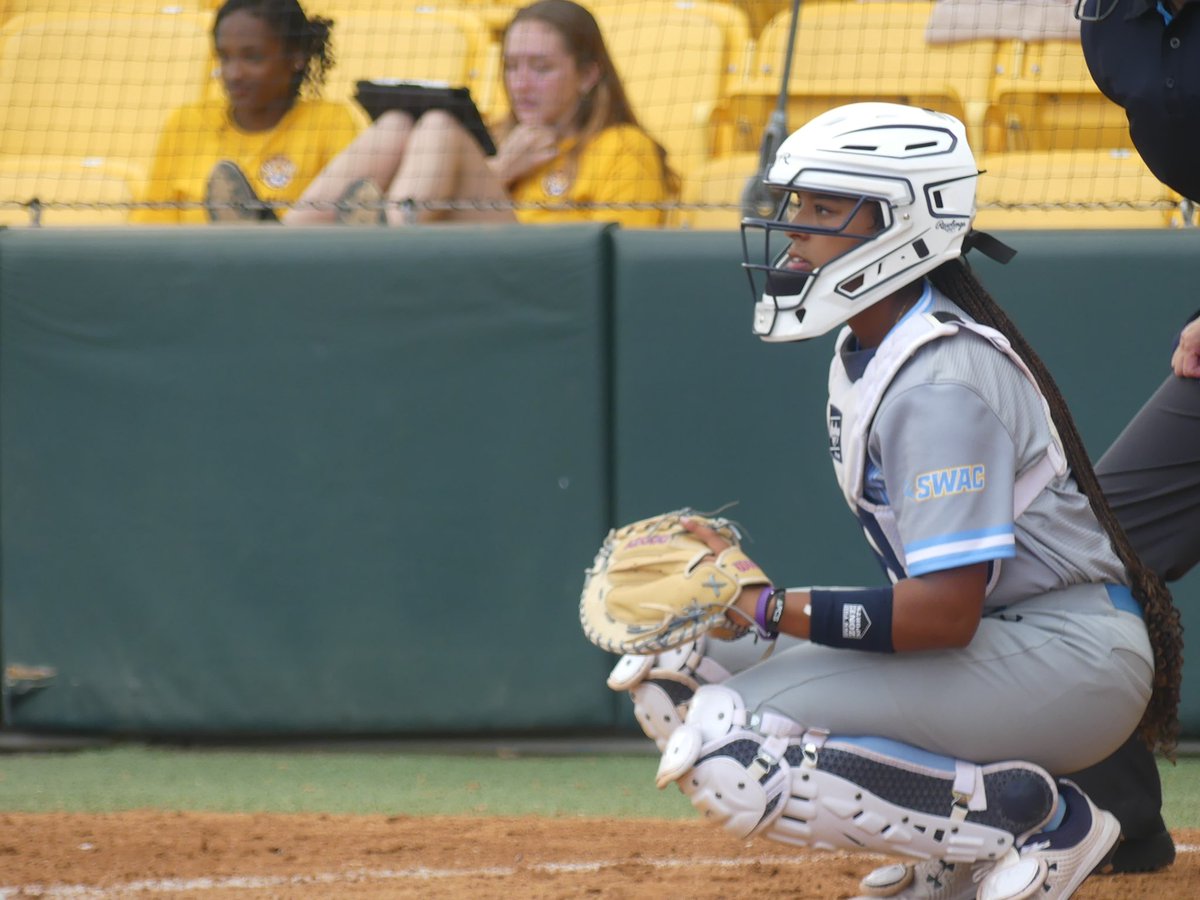 Fall Ballin’ 😎

#SouthernIsTheStandard #ProwlOn