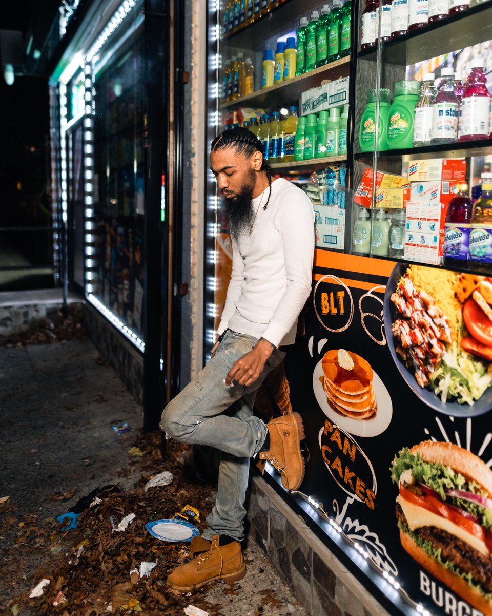 Risk after risk just to count these faces,
stay dangerous 💎💎💎