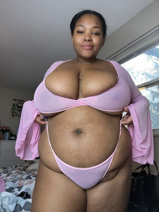 Do you like thick women? https://t.co/pa1PpiYOTm
