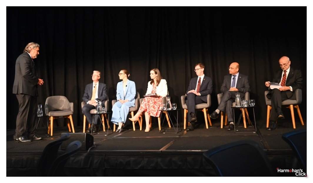 cgisydney's tweet image. Consul General Mr Manish Gupta joined an interactive panel discussion &apos;Challenges &amp;amp; Opportunities in the New Environment&apos; at #Captech 2023. Emphasised on issues of global supply chain resilience, skill development, SME collaborations and climate change.