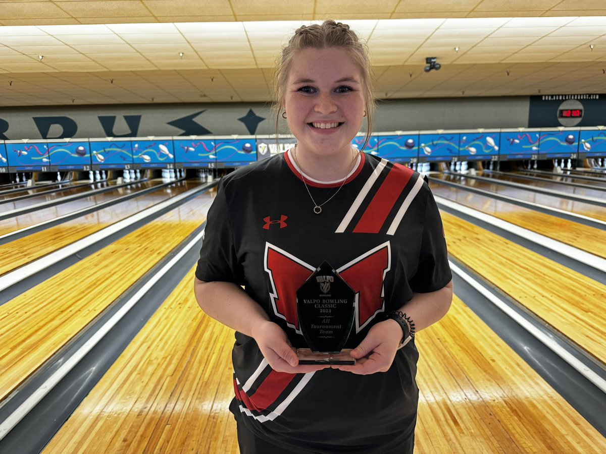 MaryvilleBowlin's tweet photo. First tournament of the season = first win 🏆

Lady Saints worked hard this weekend. 

Congratulations to Natalie and Anna for making All-Tournament Team 👏🏼

#RollDawgs #SaintsNation https://t.co/TL3ejUUgub