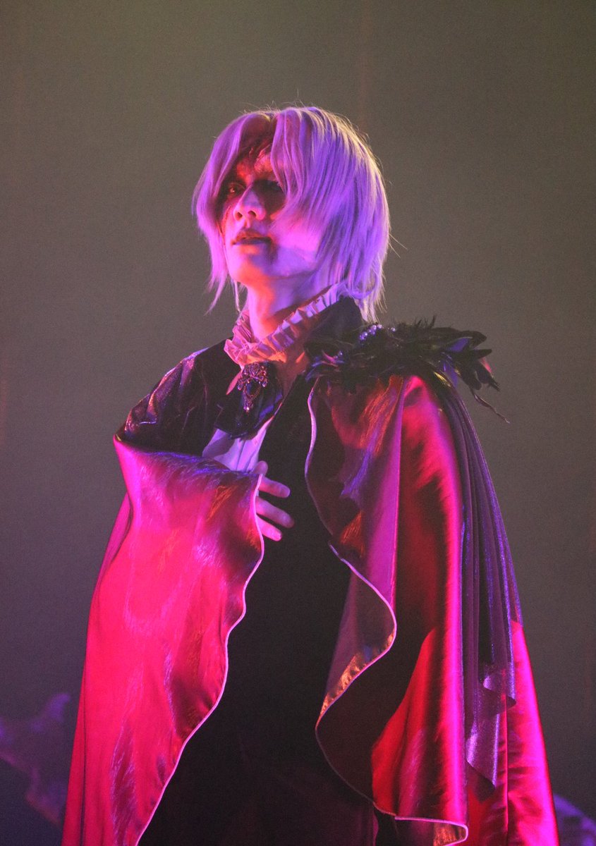 htmydkD's tweet photo. 10/28 デカダント🦇❤️

#デカダントナイトメアーズ 
#HHN2023 
#USJホラーナイト https://t.co/N18SvdGJFl